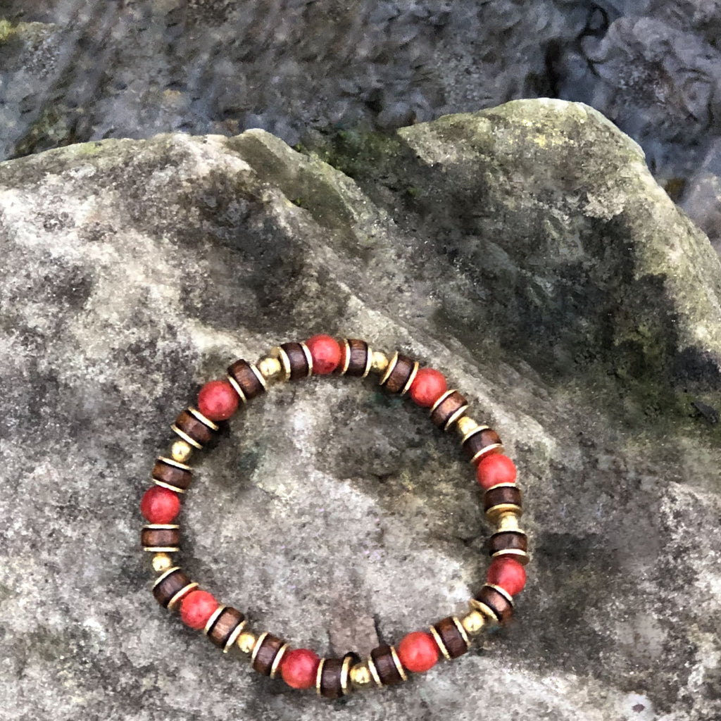 bracelet corail hematite laiton vue de haut femme