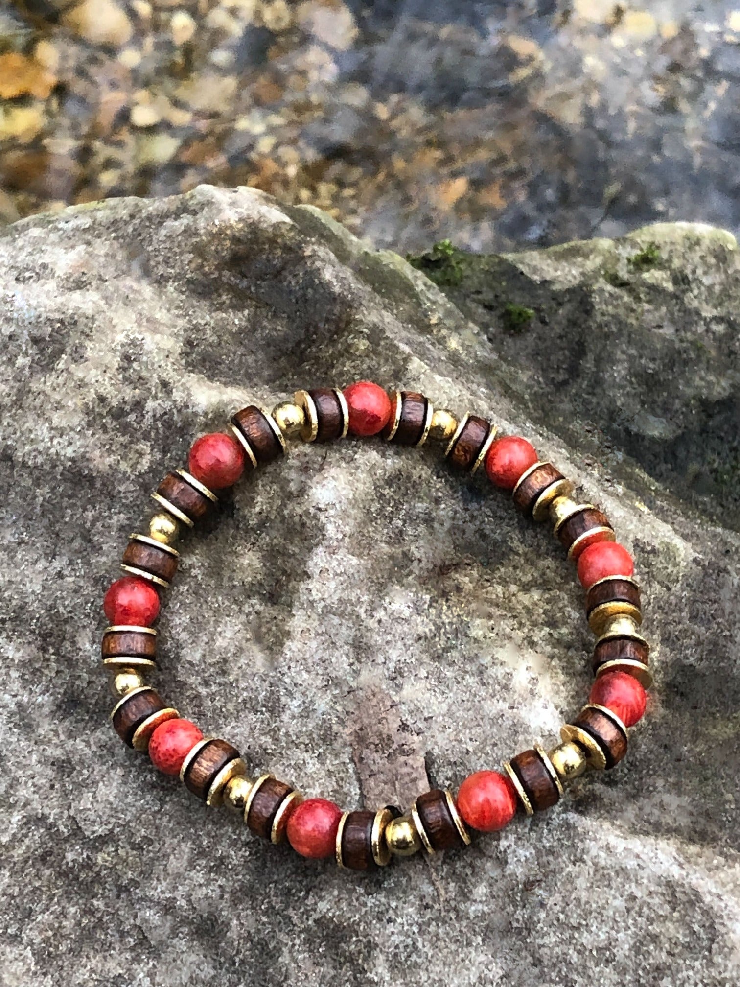 MAGDALENA - Bracelet Femme Corail Bois Laiton Hématite