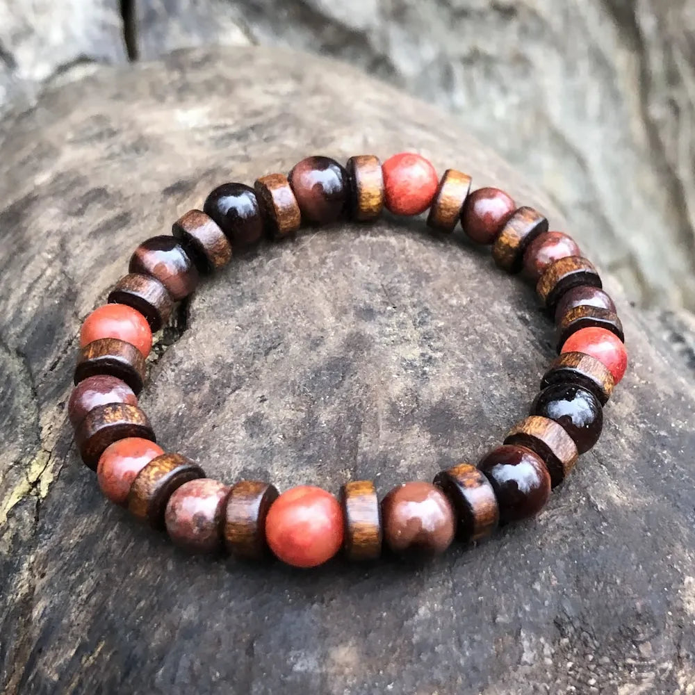 bracelet enfant  jaspe rouge, corail oeil de taureau protection 