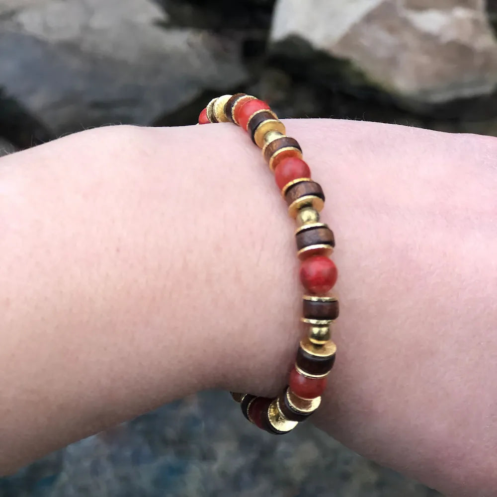 bracelet femme corail hematite laiton vue portée